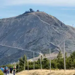 Czy szlak na Śnieżkę jest otwarty? Sprawdź zimowe warunki!