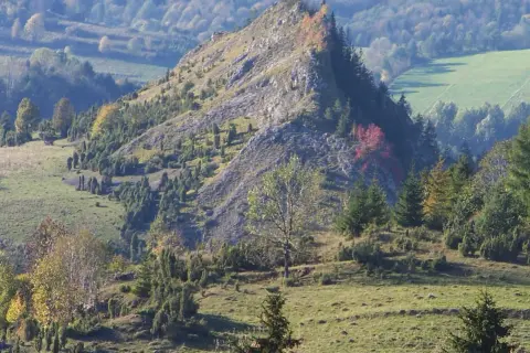 Rezerwat Biała Woda: Pieniny dla każdego? Odkryj szlak i bacówki!