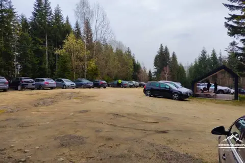 Bacówka na Obidzy: Jak zdobyć Radziejową? Pełny przewodnik