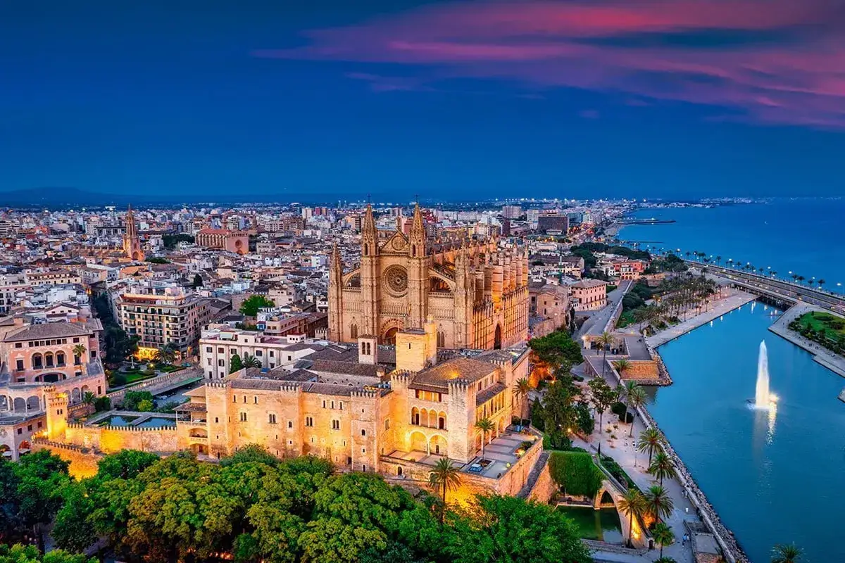 Palma de Mallorca panorama miasto i katedra
